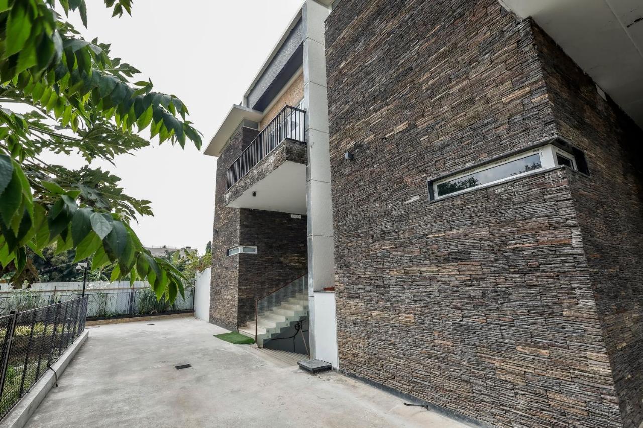 Falcon Suites Whitefield Bangalore Exteriör bild